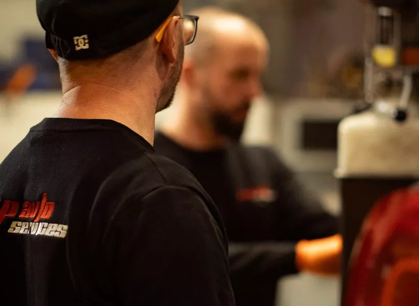 P P Auto Services Mechanics